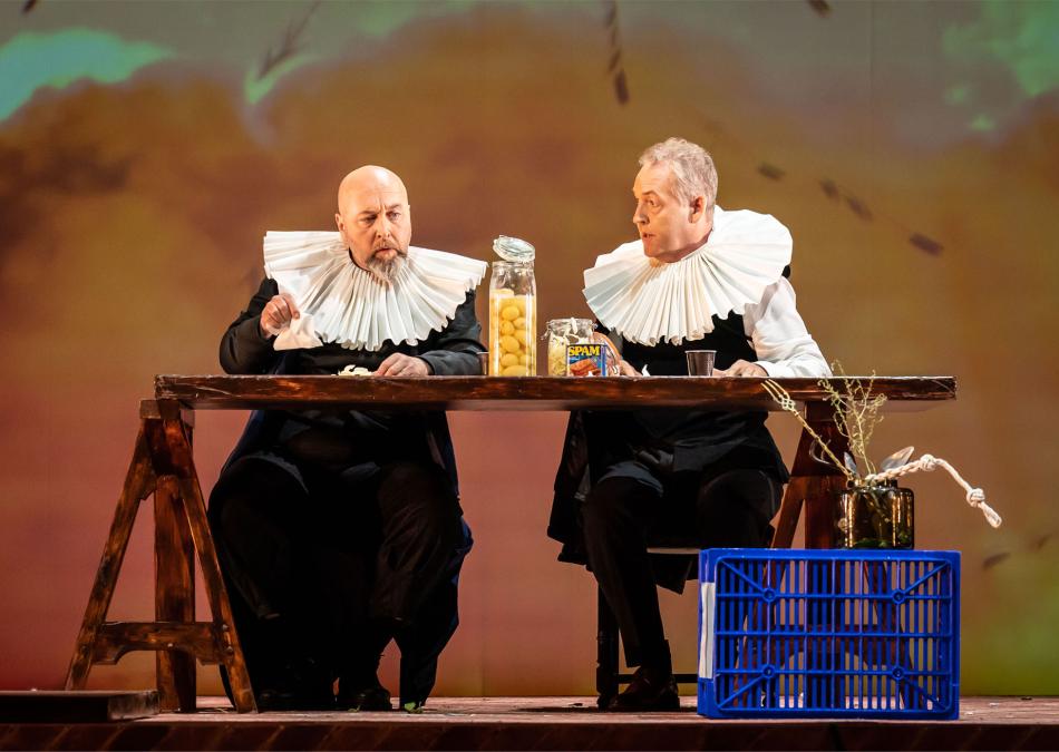Richard Burkhard and Andrew MacKenzie-Wicks acting the in the Violet Premiere at Aldeburgh Festival 2022