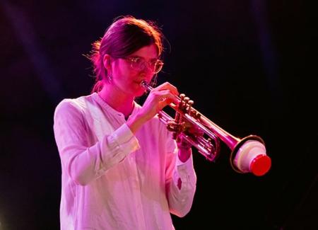 Laura Jurd, trumpet